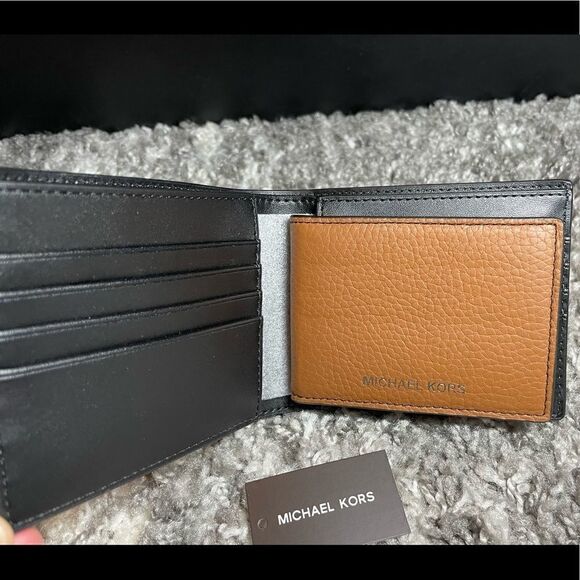NWT Michael Kors Mens Pebbled Leather Billfold Wallet - Picture 2 of 5